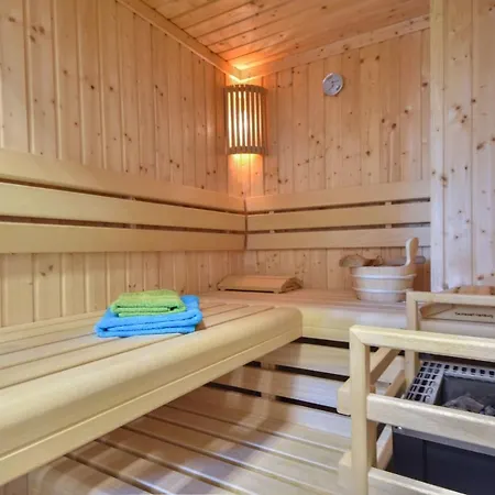 Westend - 14 * 塞巴特黑灵斯多夫